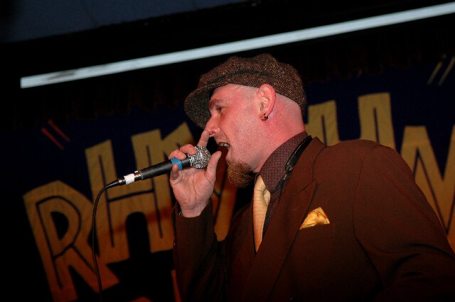 min 2007 11 23 riot 116